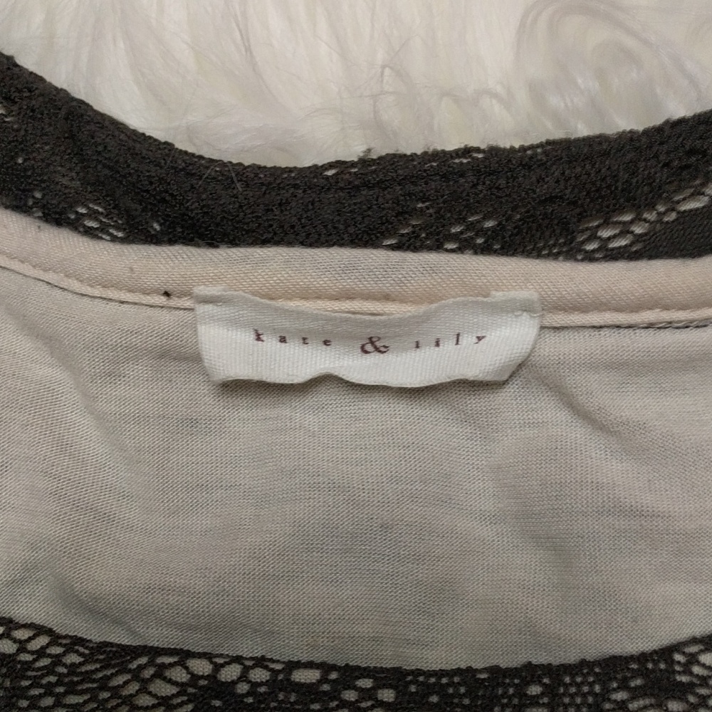 Lace top - Picture 3 of 5